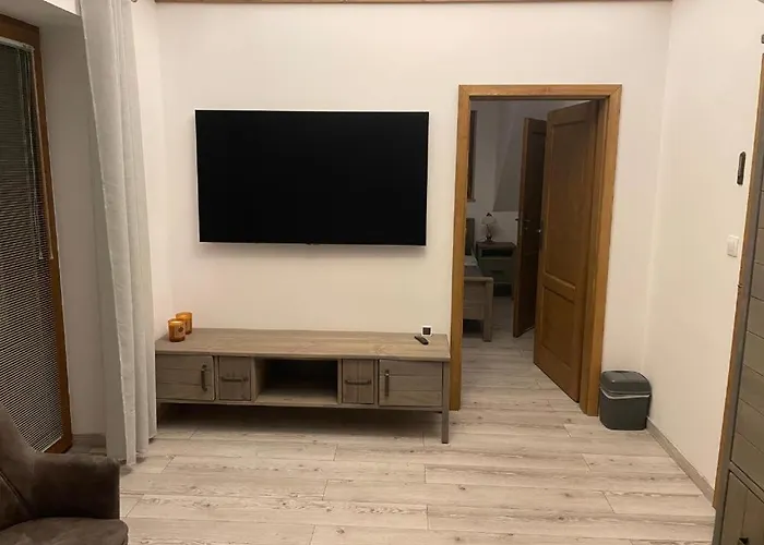 Konukevi W Legu Natury 3*